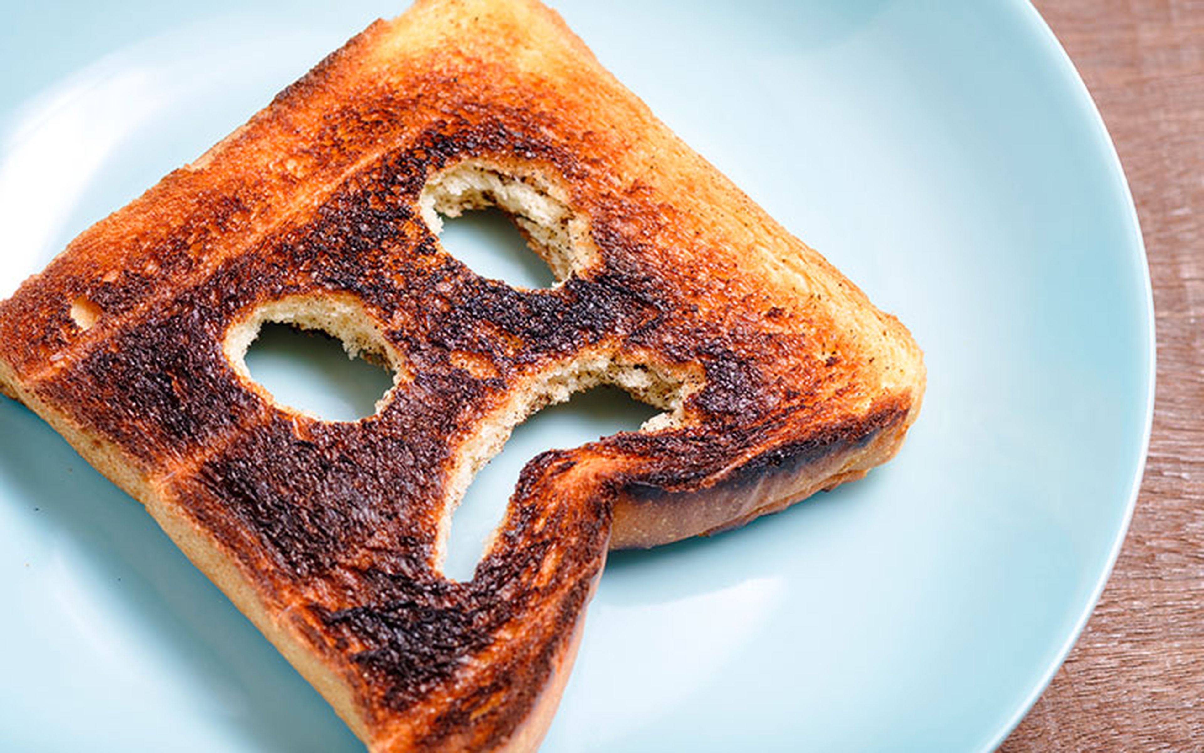 We all make mistakes, even businesses stocked with professionals at the top of their game. But the bigger the company, the bigger the mess when things go wrong. An overdone rebrand can linger in consumer memory for a long time.