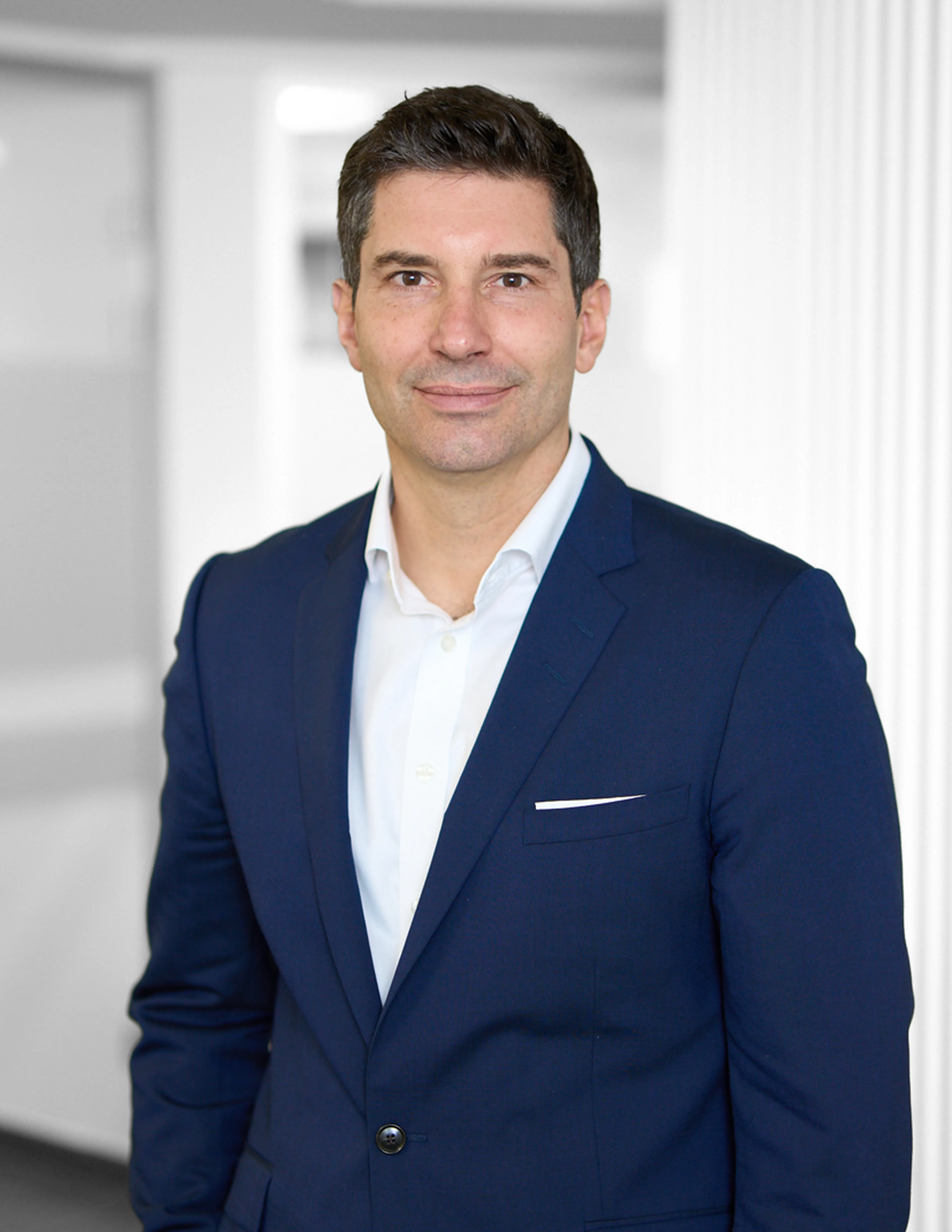 Portrait Tobias Diebold - Chief Executive Officer